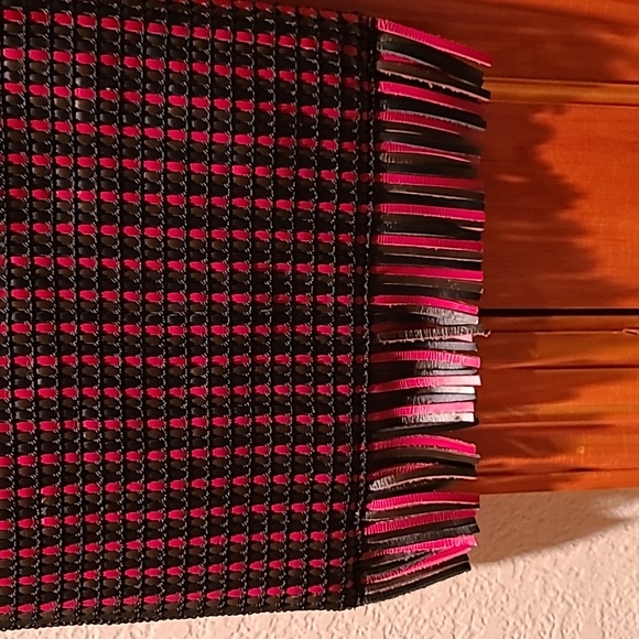 **HOST PICK** The SAK Red and Black Leather Shoulder Bag. - Picture 3 of 8